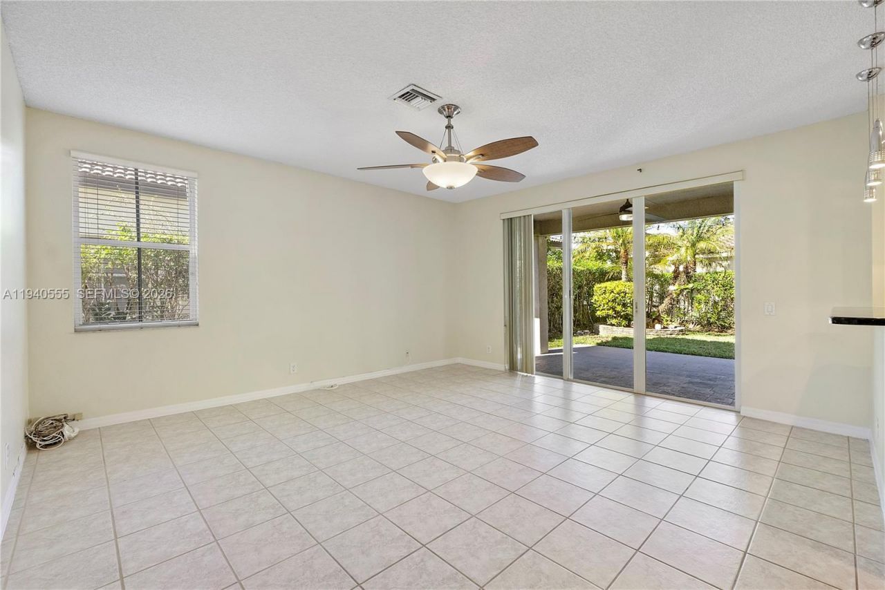 630 Vista Meadows Dr, Weston, FL 33327 Photo