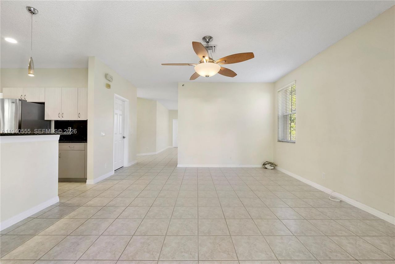 630 Vista Meadows Dr, Weston, FL 33327 Photo