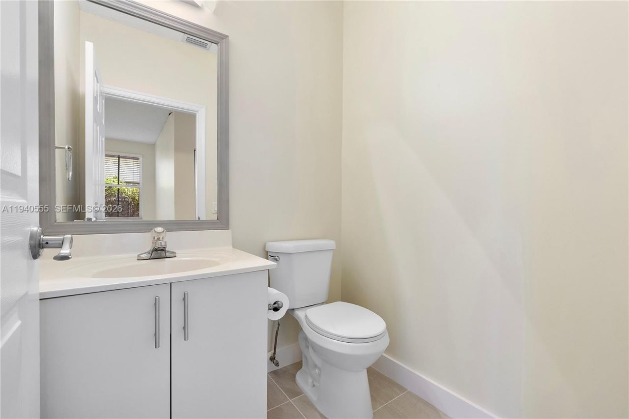 630 Vista Meadows Dr, Weston, FL 33327 Photo