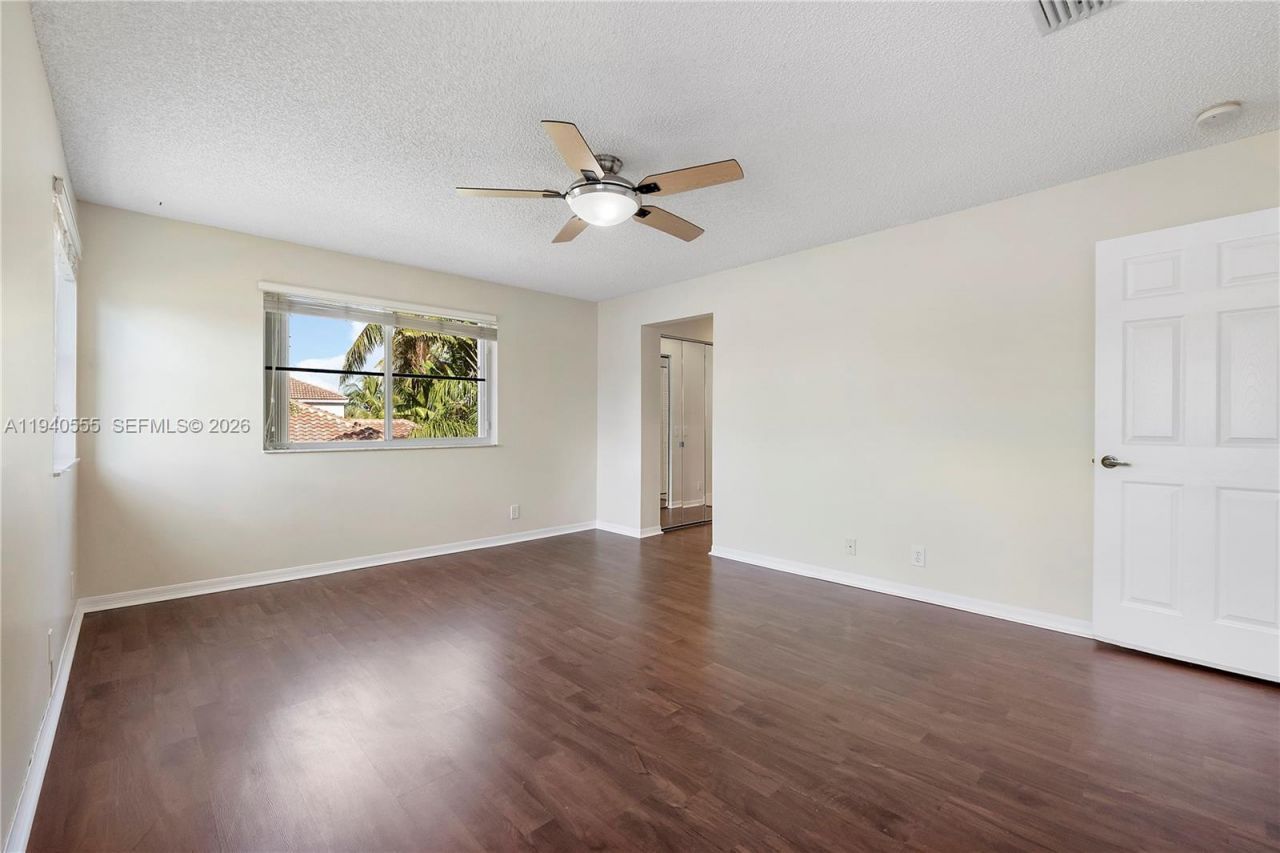 630 Vista Meadows Dr, Weston, FL 33327 Photo