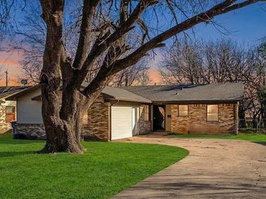 6110 Songwood Drive, Dallas, TX 75241