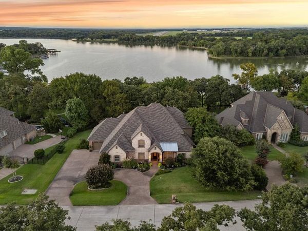 5808 Lakeside Drive, Fort Worth, TX 76179