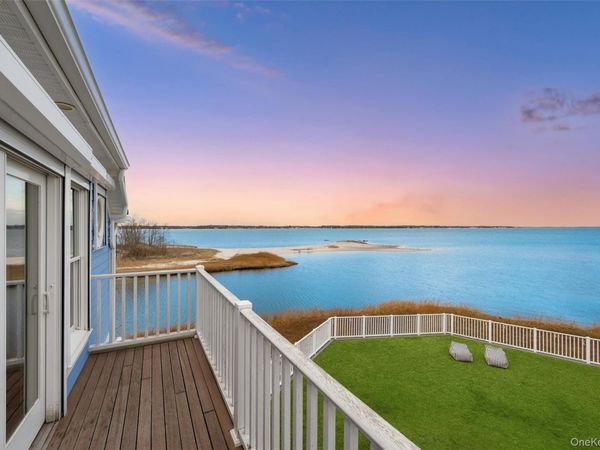 112 Pine Avenue, Flanders, NY 11901