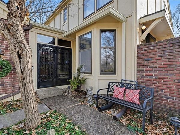 12893 Cambridge CT Court, Leawood, KS 66209