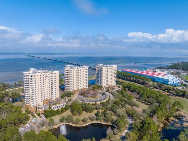 408 Kelly Plantation Drive, UNIT 611, Destin, FL 32541