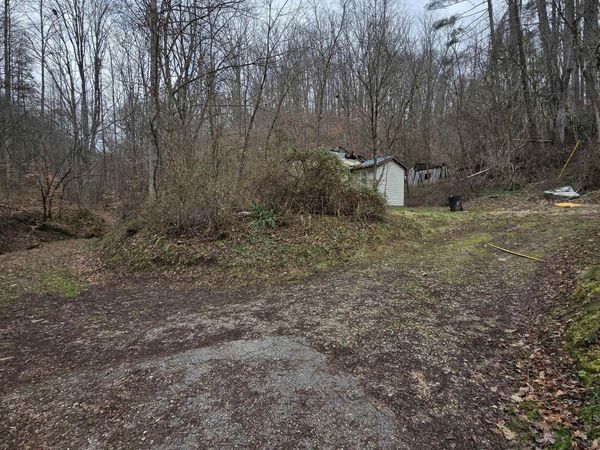 159 Apple Hollow, Louisa, KY 41230