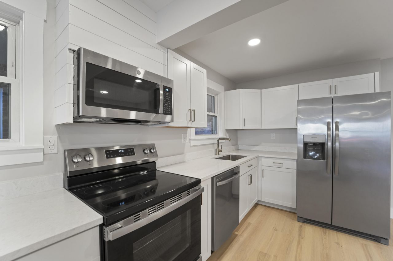 415 Parkdale Drive Photo 22