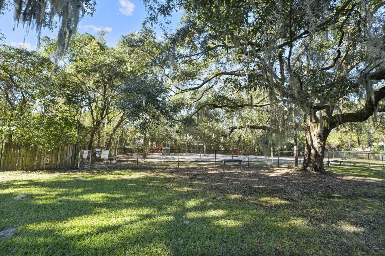 415 Parkdale Drive Photo 42