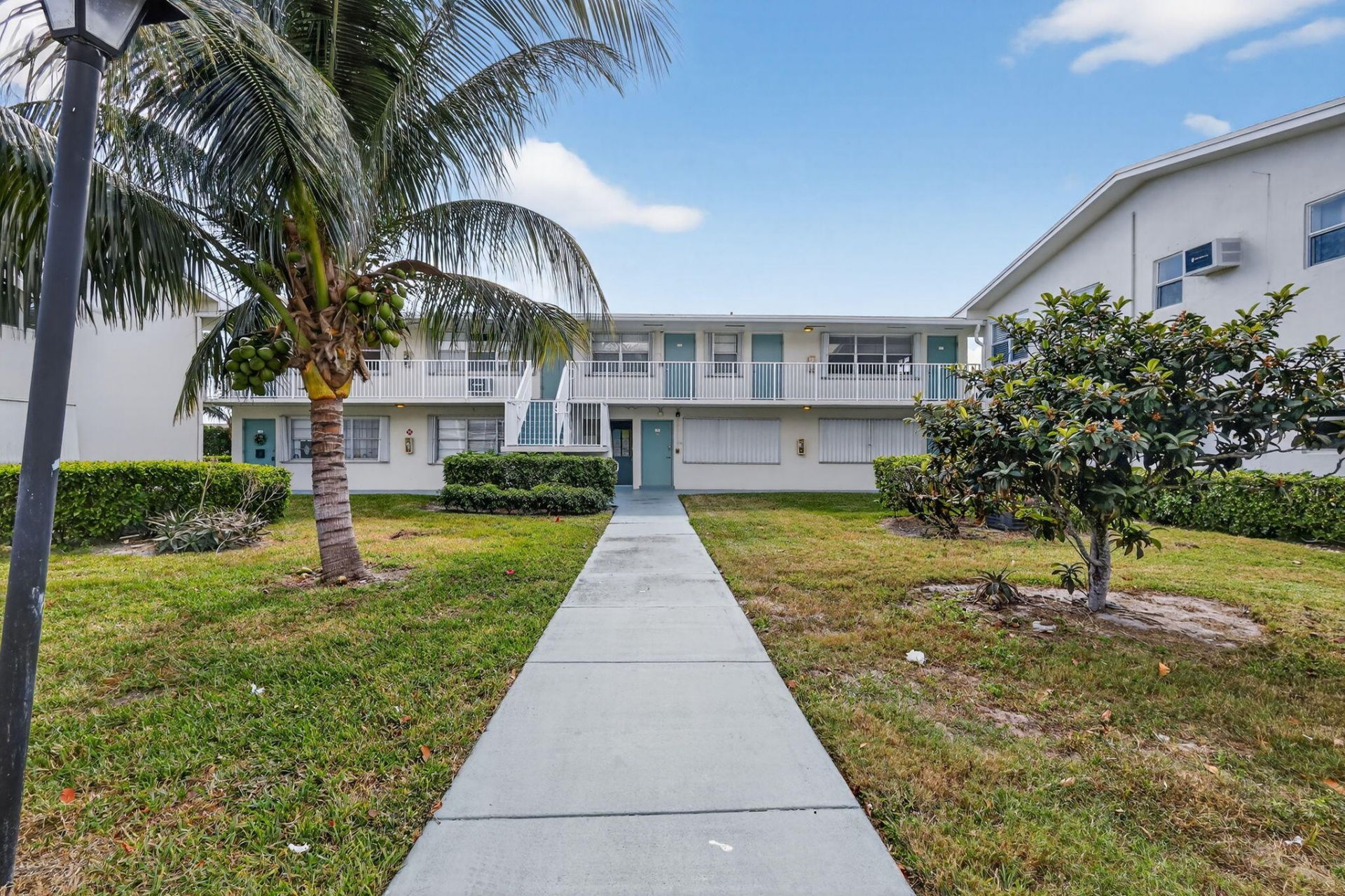 480 Horizons W, Unit 104, Boynton Beach, FL 33435 Photo