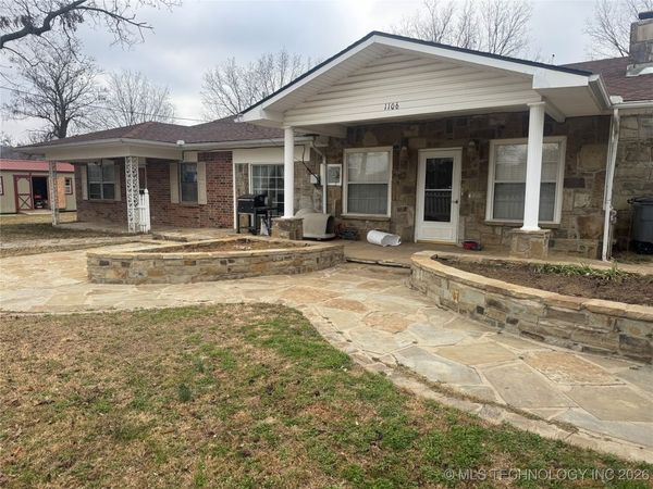 1106 N 3rd Street, Quinton, OK 74561