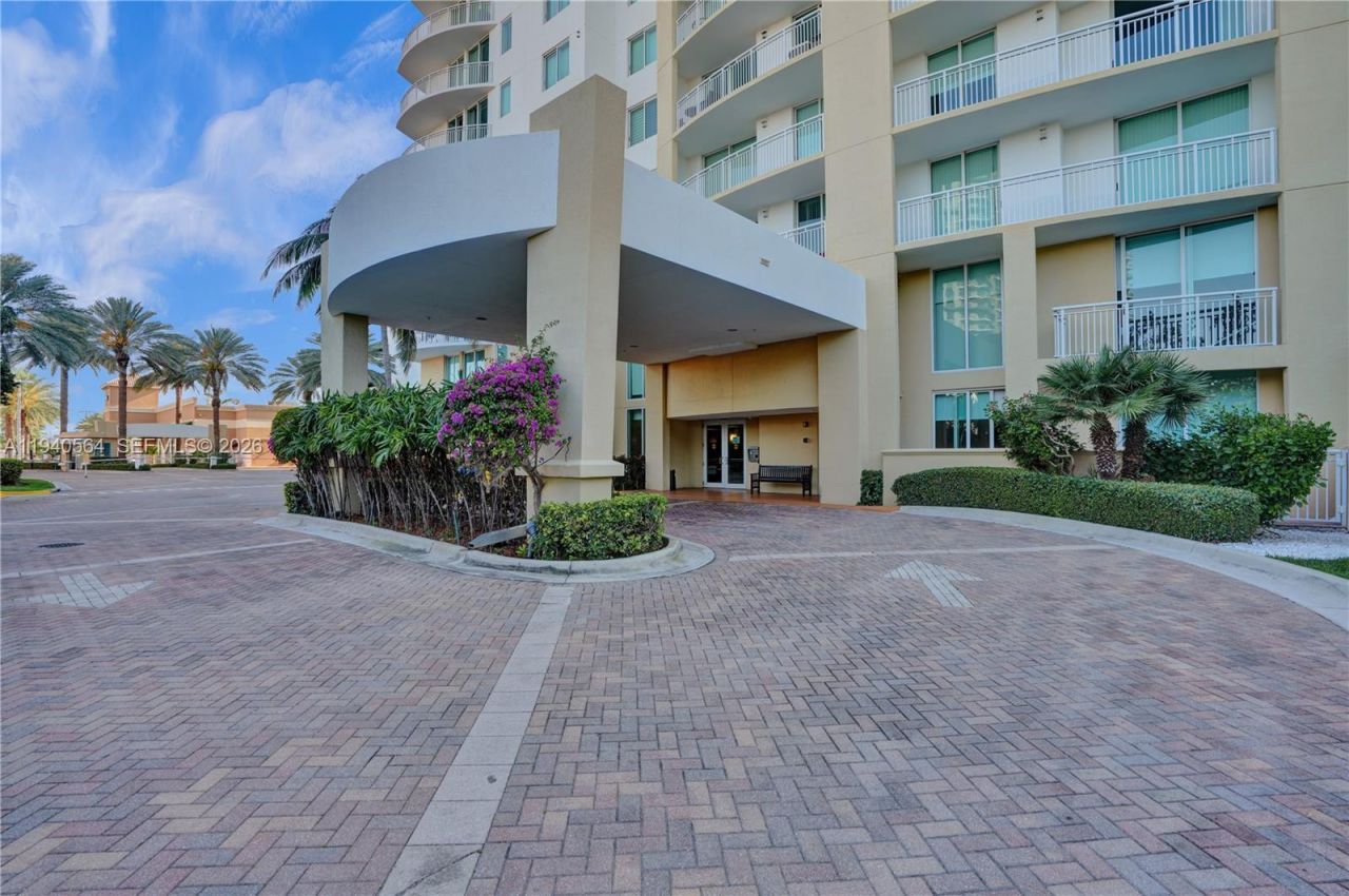 1755 E Hallandale Beach Blvd, Unit PH04E, Hallandale Beach, FL 33009 Photo