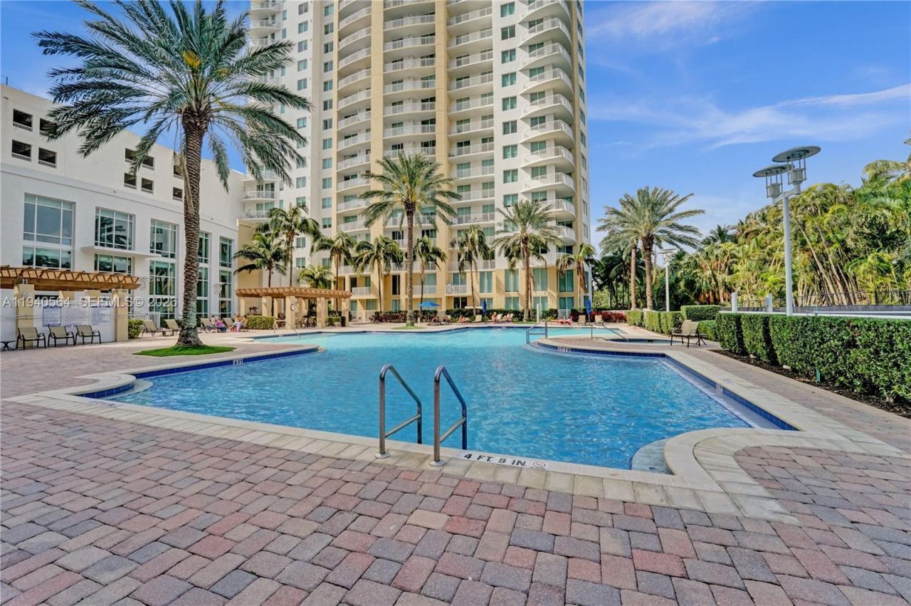 1755 E Hallandale Beach Blvd, Unit PH04E, Hallandale Beach, FL 33009 Photo