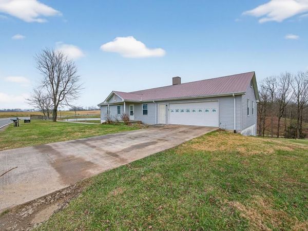 3614 Muddy Pond Road, Monterey, TN 38574