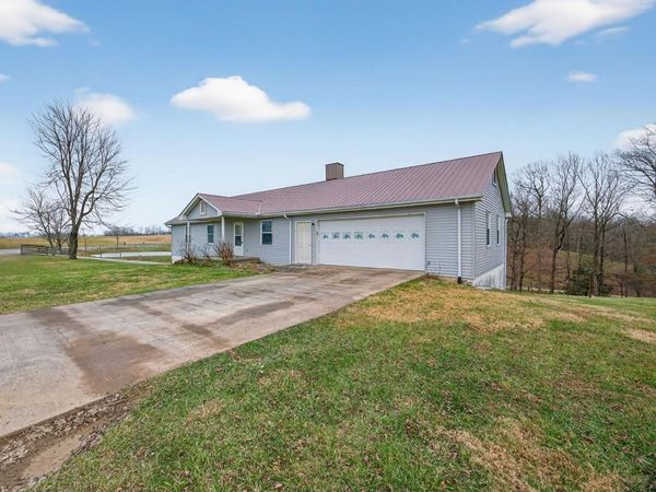 3614 Muddy Pond Road, Monterey, TN 38574
