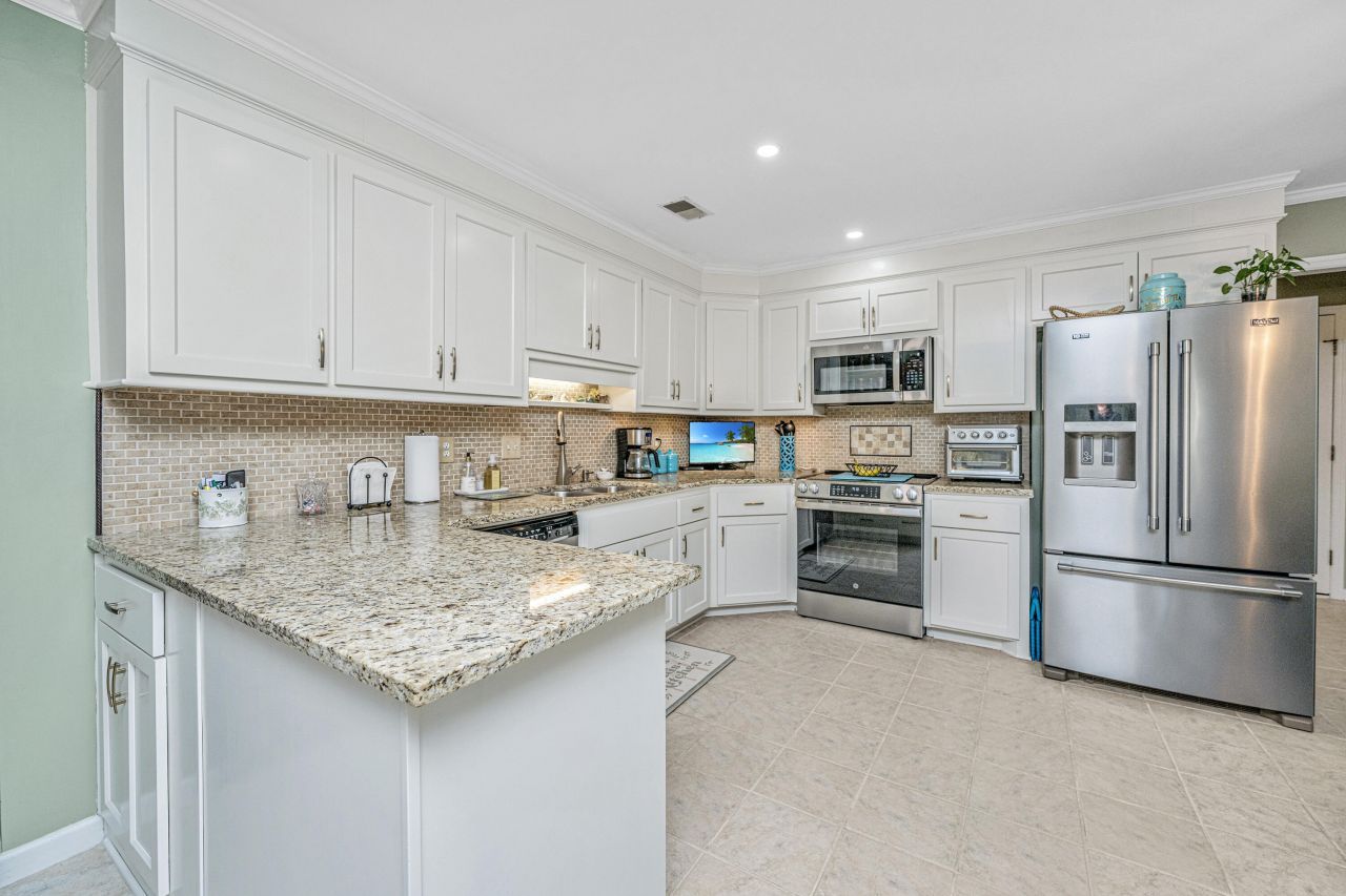 47 Wolk Drive Photo 11