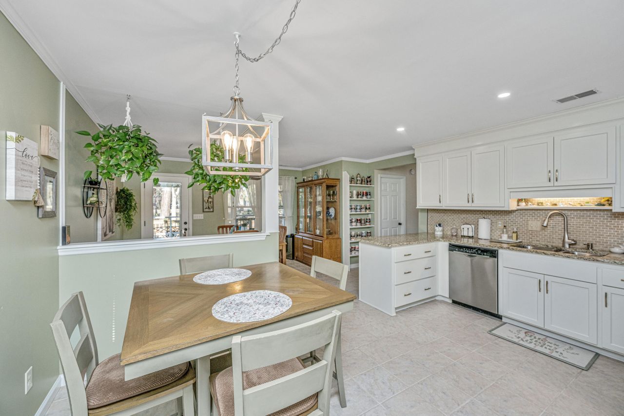 47 Wolk Drive Photo 13