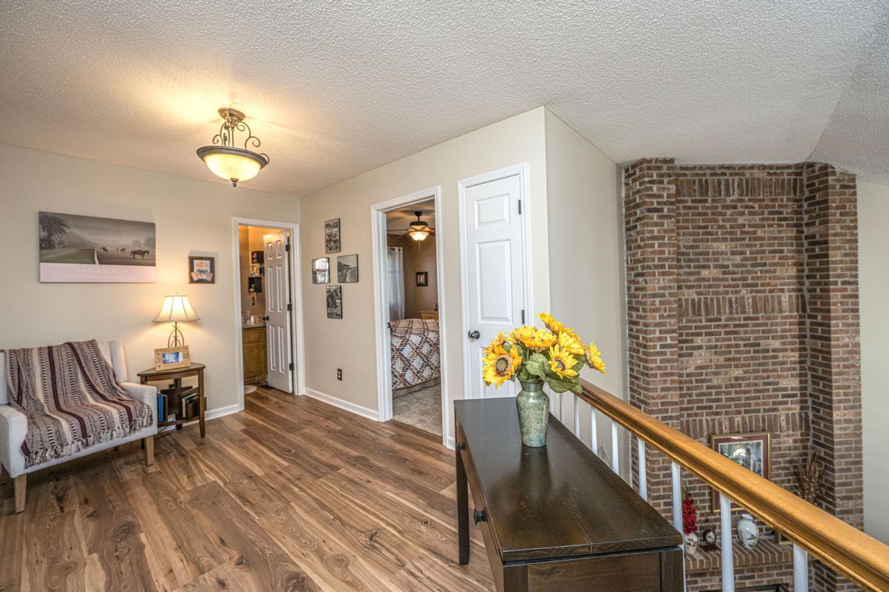 47 Wolk Drive Photo 18