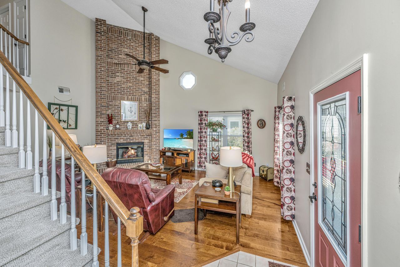 47 Wolk Drive Photo 5