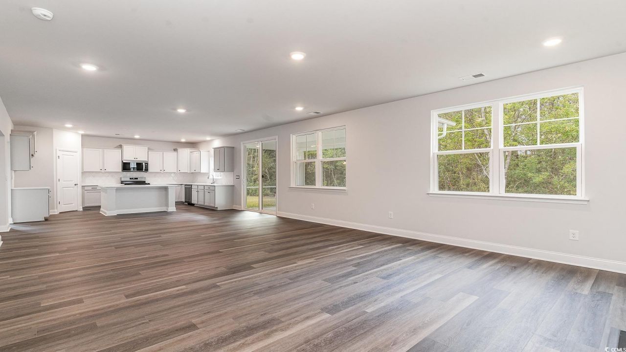 735 Hadara Dr Photo 4