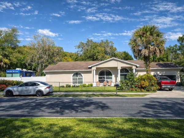 5116 E 122ND AVENUE, TEMPLE TERRACE, FL 33617