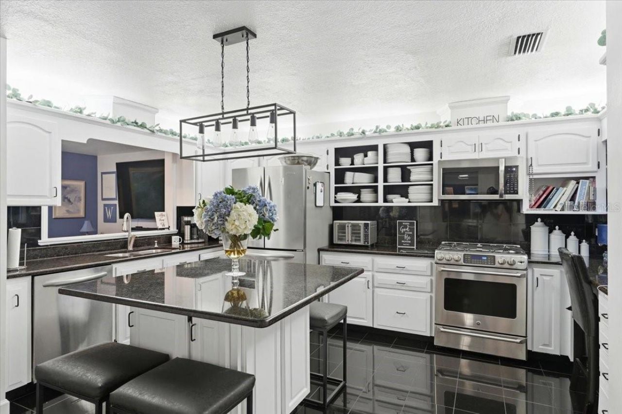 4703 Rambling River Road, Brandon, FL 33511 Photo