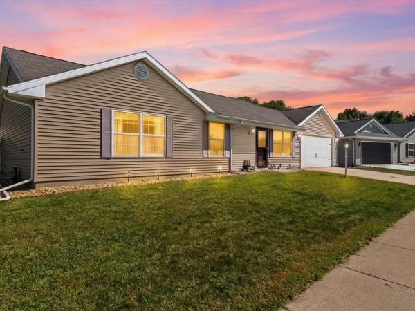 2712 Milford Drive, Urbana, IL 61802