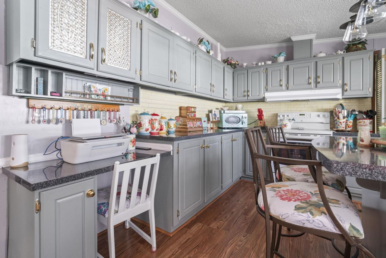 525 Folly Estates Dr. Photo 10