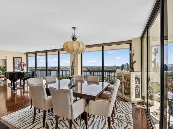 1900 Consulate Place, Unit 1603, West Palm Beach, FL 33401