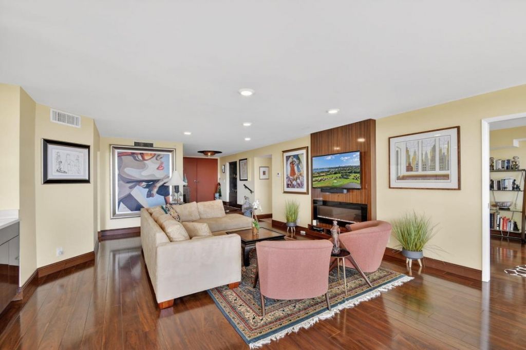 1900 Consulate Place, Unit 1603, West Palm Beach, FL 33401 Photo