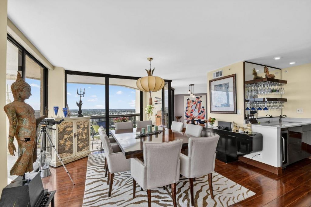 1900 Consulate Place, Unit 1603, West Palm Beach, FL 33401 Photo