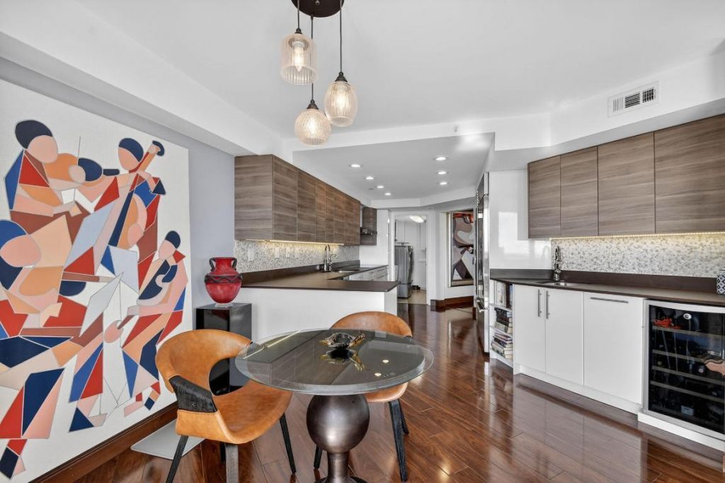 1900 Consulate Place, Unit 1603, West Palm Beach, FL 33401 Photo