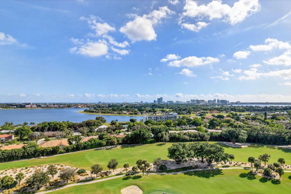 1900 Consulate Place, Unit 1603, West Palm Beach, FL 33401 Photo