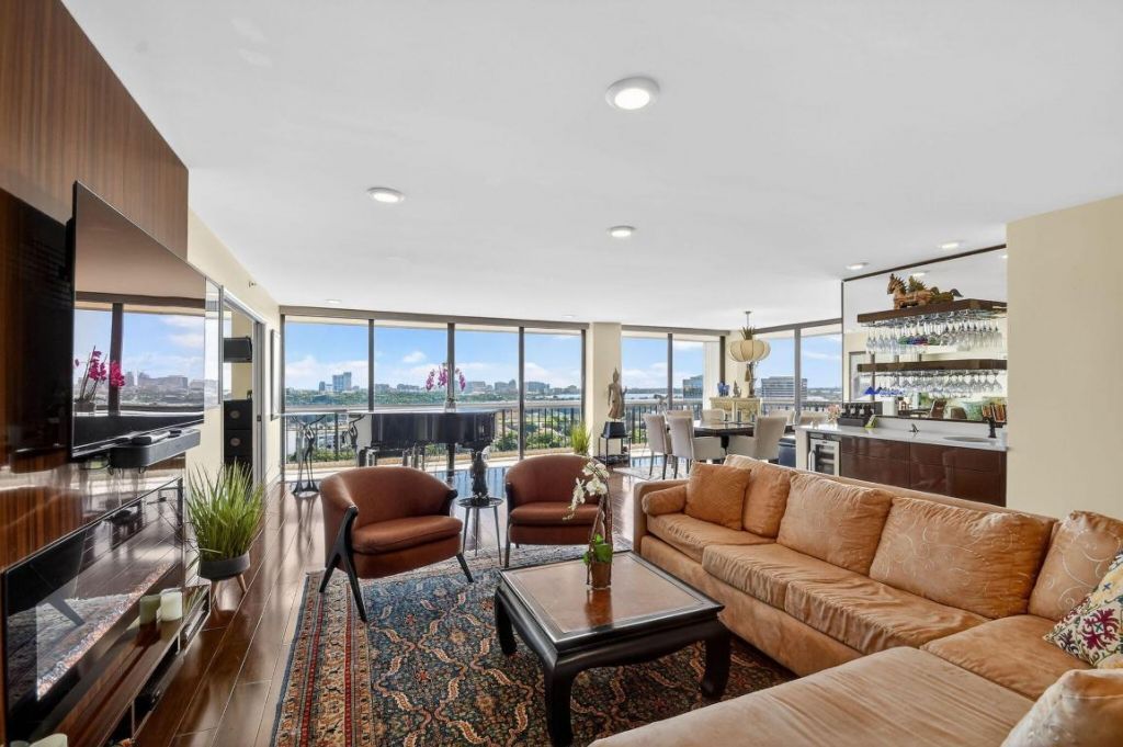 1900 Consulate Place, Unit 1603, West Palm Beach, FL 33401 Photo