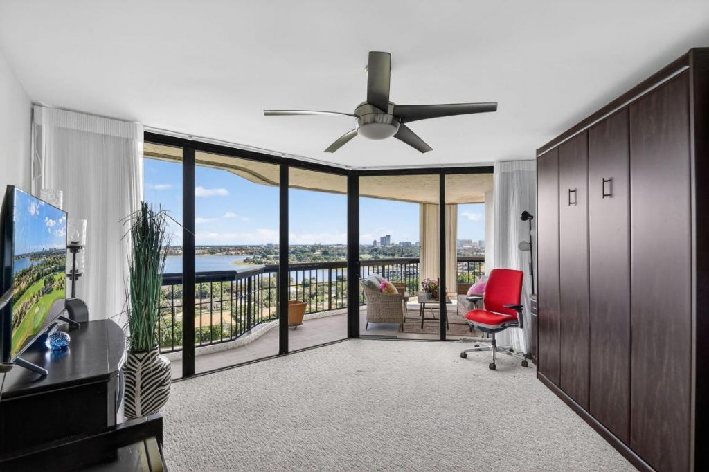 1900 Consulate Place, Unit 1603, West Palm Beach, FL 33401 Photo