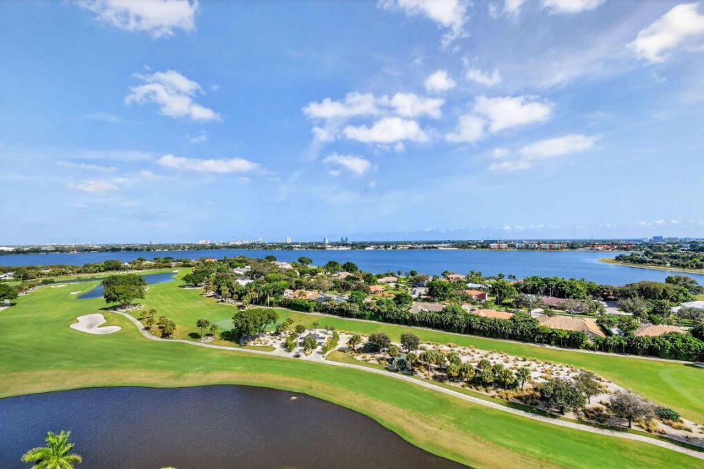 1900 Consulate Place, Unit 1603, West Palm Beach, FL 33401 Photo