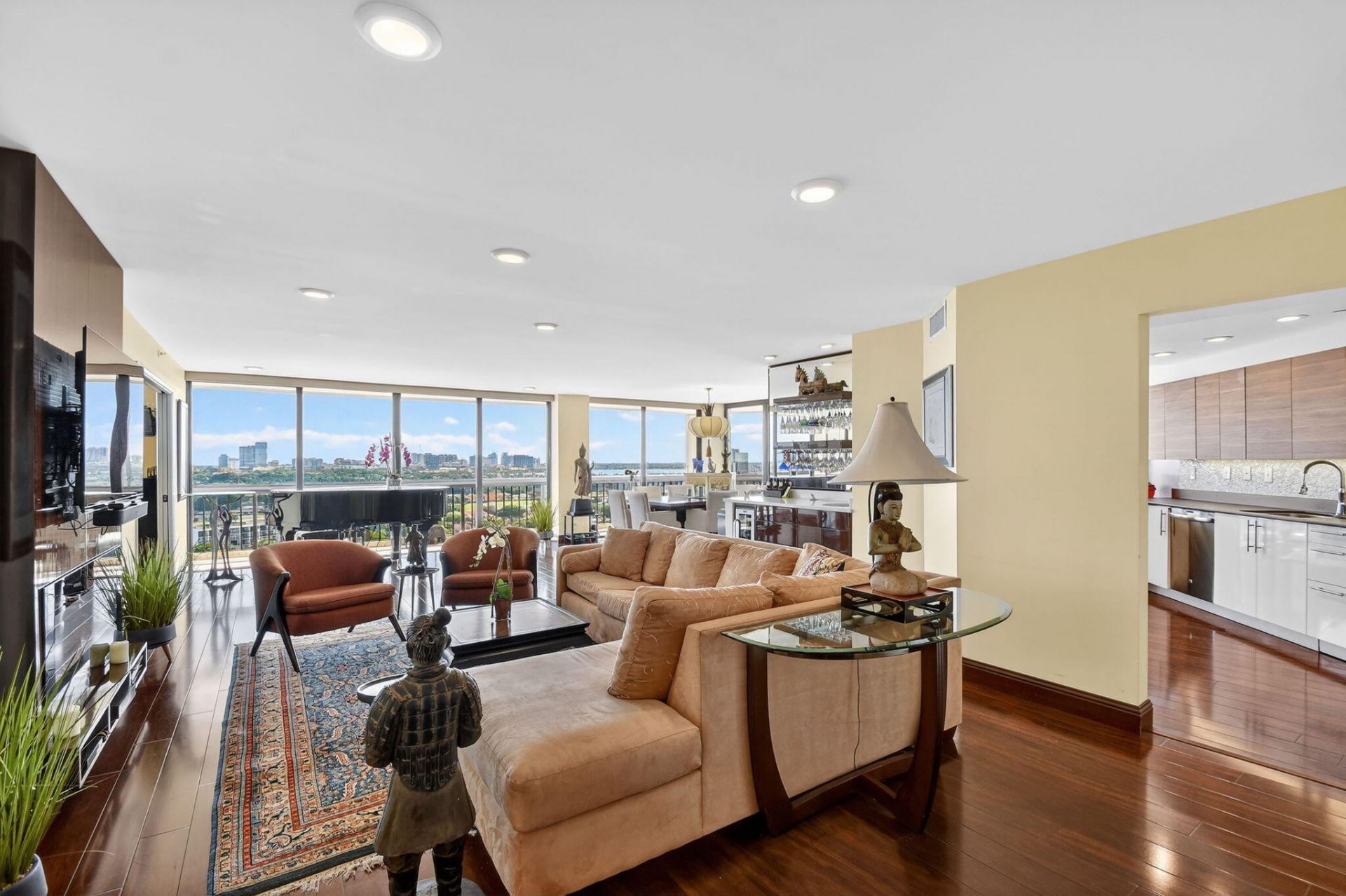 1900 Consulate Place, Unit 1603, West Palm Beach, FL 33401 Photo