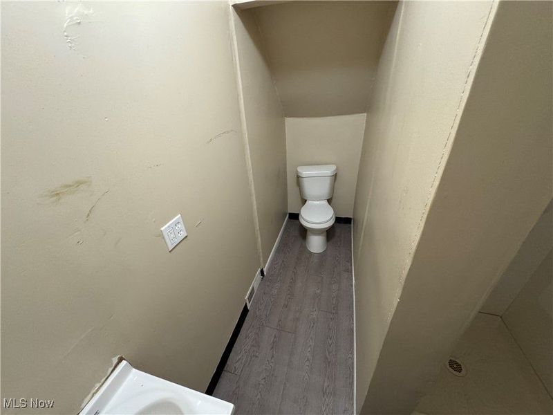 520 Ardella Avenue, Akron, OH 44306 Photo 19