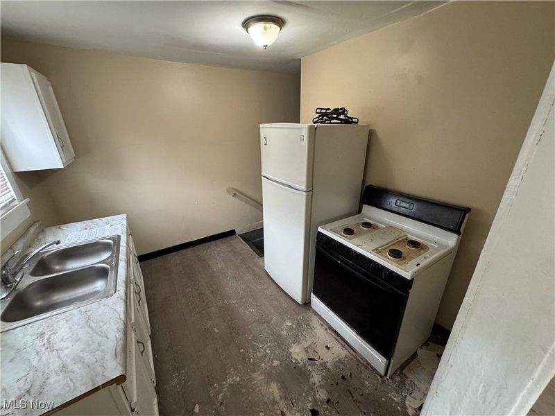 520 Ardella Avenue, Akron, OH 44306 Photo 23