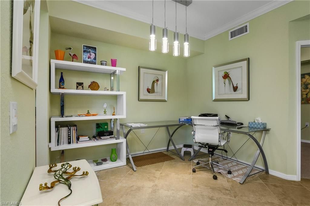 9832 Venezia Cir, Unit 1013, Naples, FL 34113 Photo