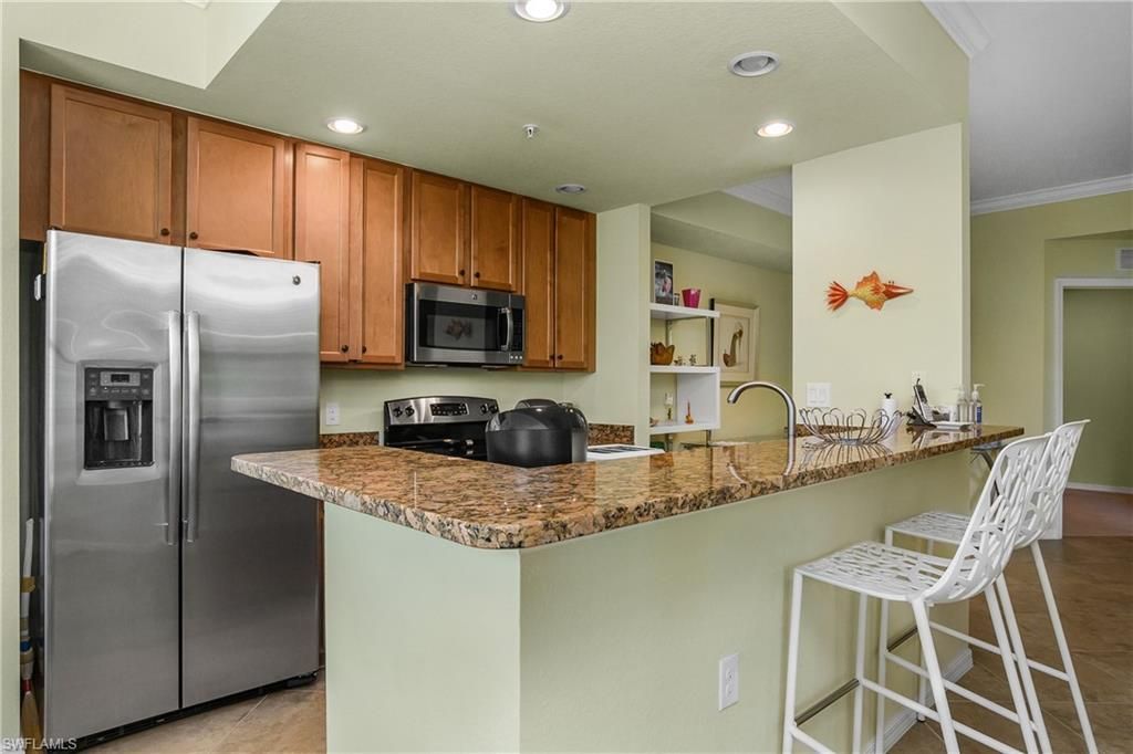 9832 Venezia Cir, Unit 1013, Naples, FL 34113 Photo