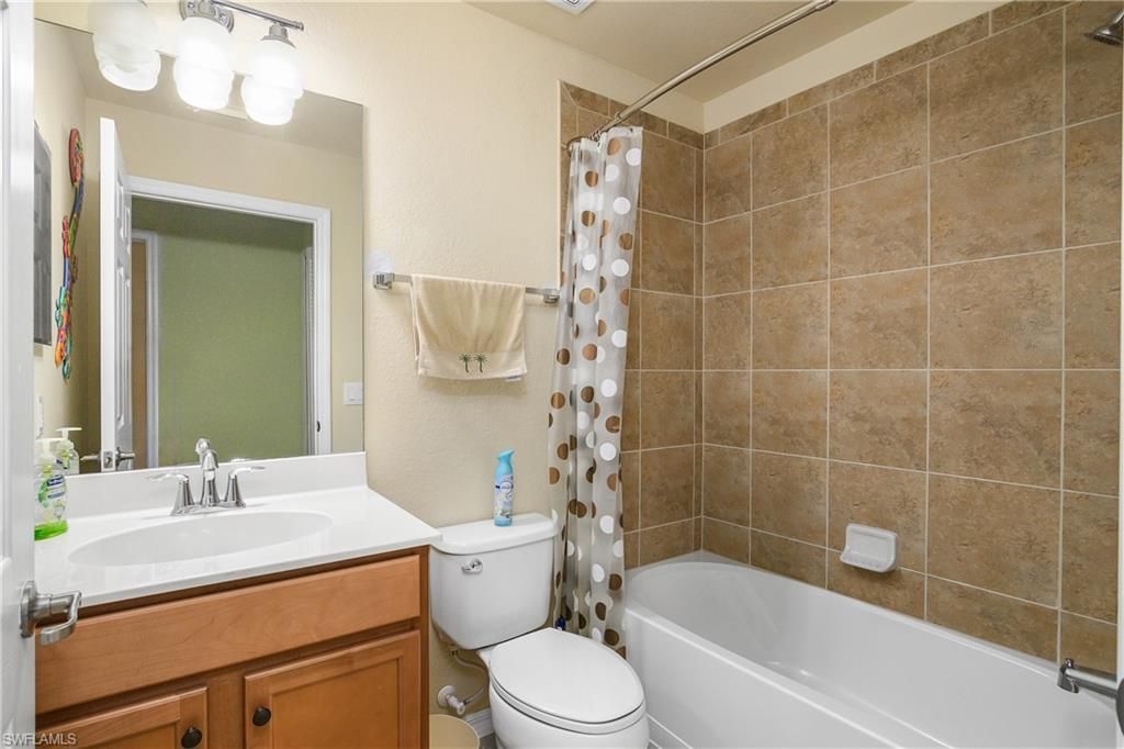 9832 Venezia Cir, Unit 1013, Naples, FL 34113 Photo