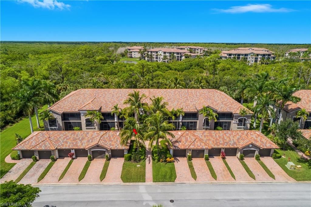 9832 Venezia Cir, Unit 1013, Naples, FL 34113 Photo