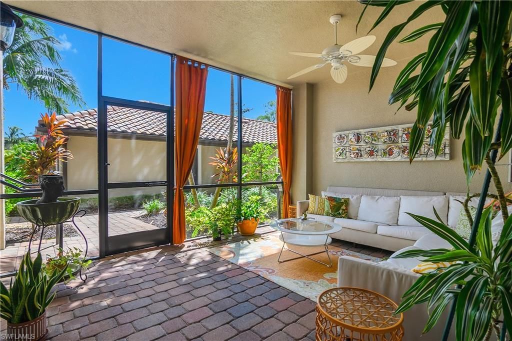 9832 Venezia Cir, Unit 1013, Naples, FL 34113 Photo