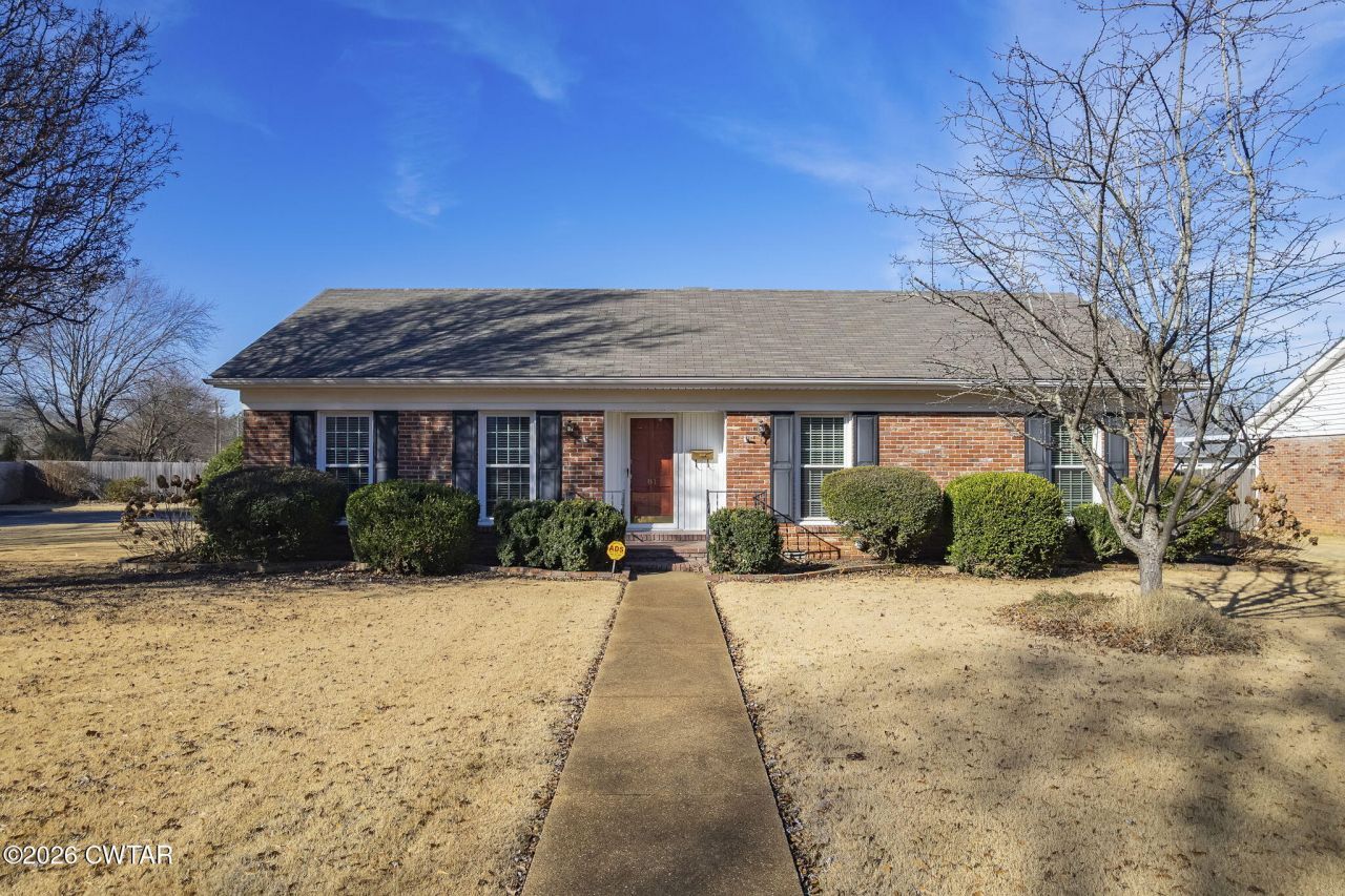 81 Vega Drive, Jackson, TN 38305 Main Photo