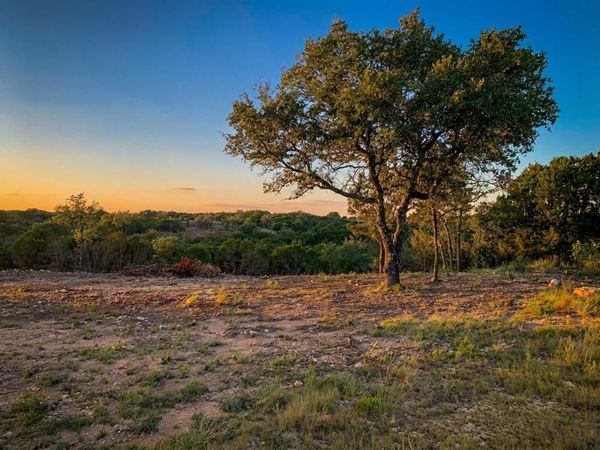 1101 Creek Crossing Road , Nemo, TX 76070