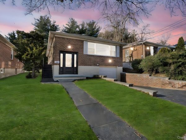 73-30 244th Street, Flushing, NY 11362