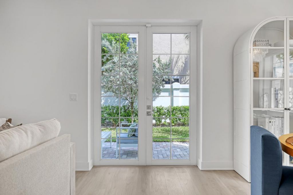 113 Royal Palm Circle, Tequesta, FL 33469 Photo