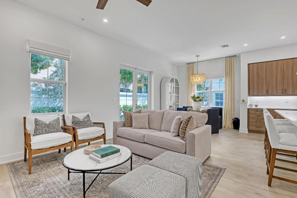 109 Royal Palm Circle, Tequesta, FL 33469 Photo