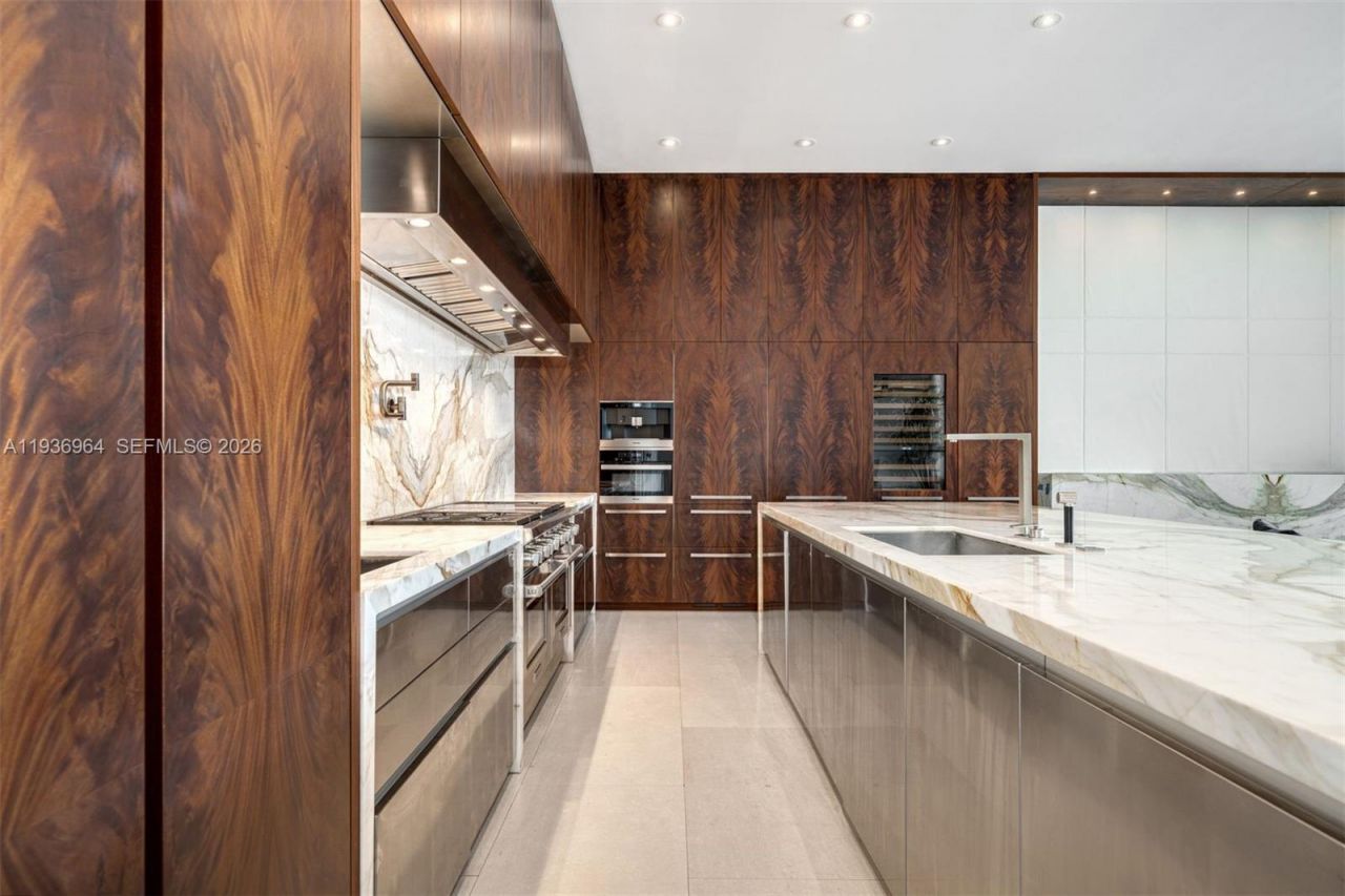 503 E Dilido Dr, Miami Beach, FL 33139 Photo