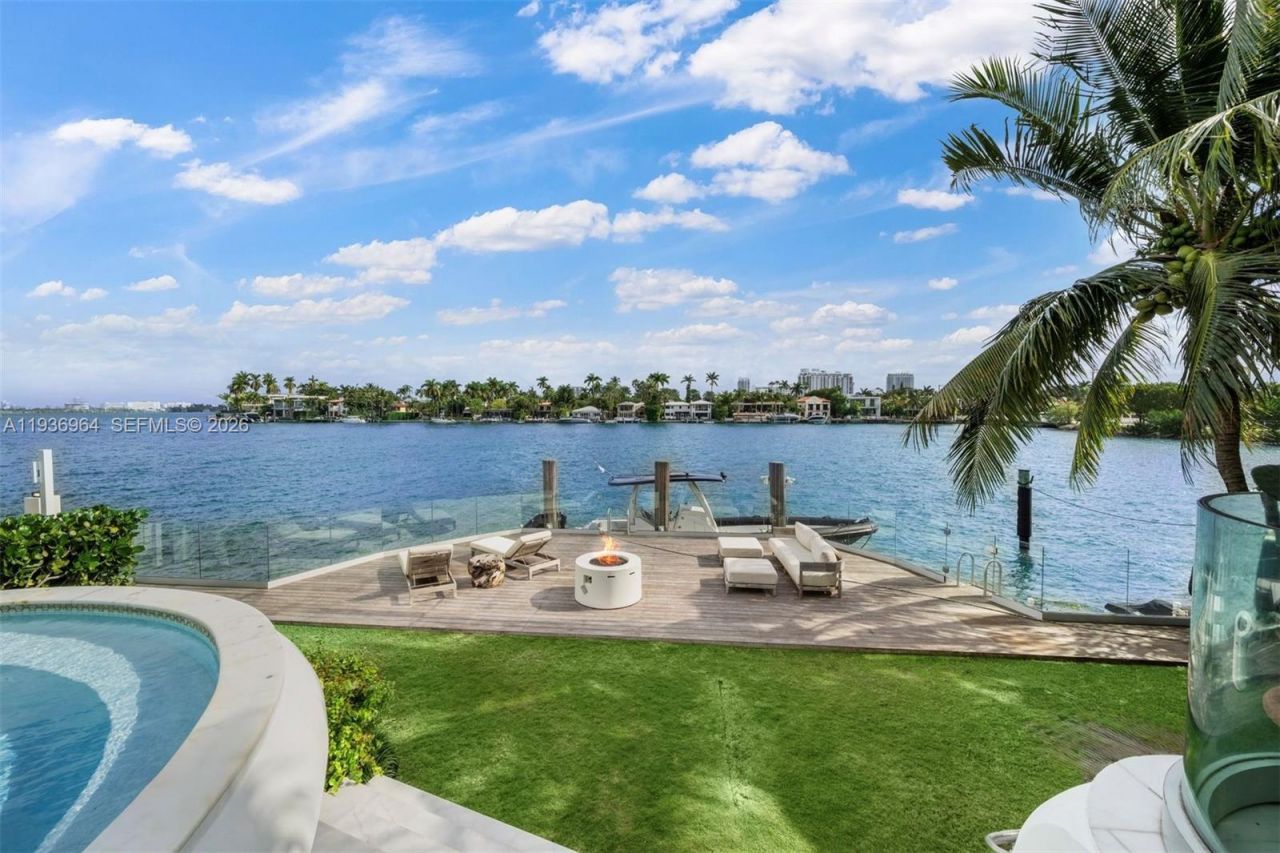 503 E Dilido Dr, Miami Beach, FL 33139 Photo